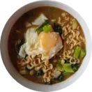 Spicy instant noodle with omelette